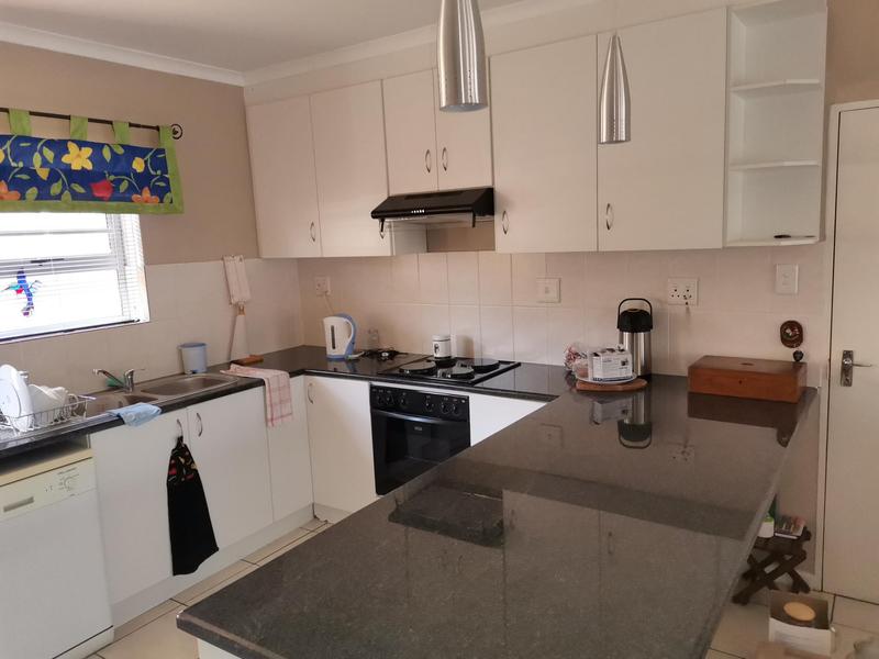To Let 2 Bedroom Property for Rent in Vredekloof Western Cape